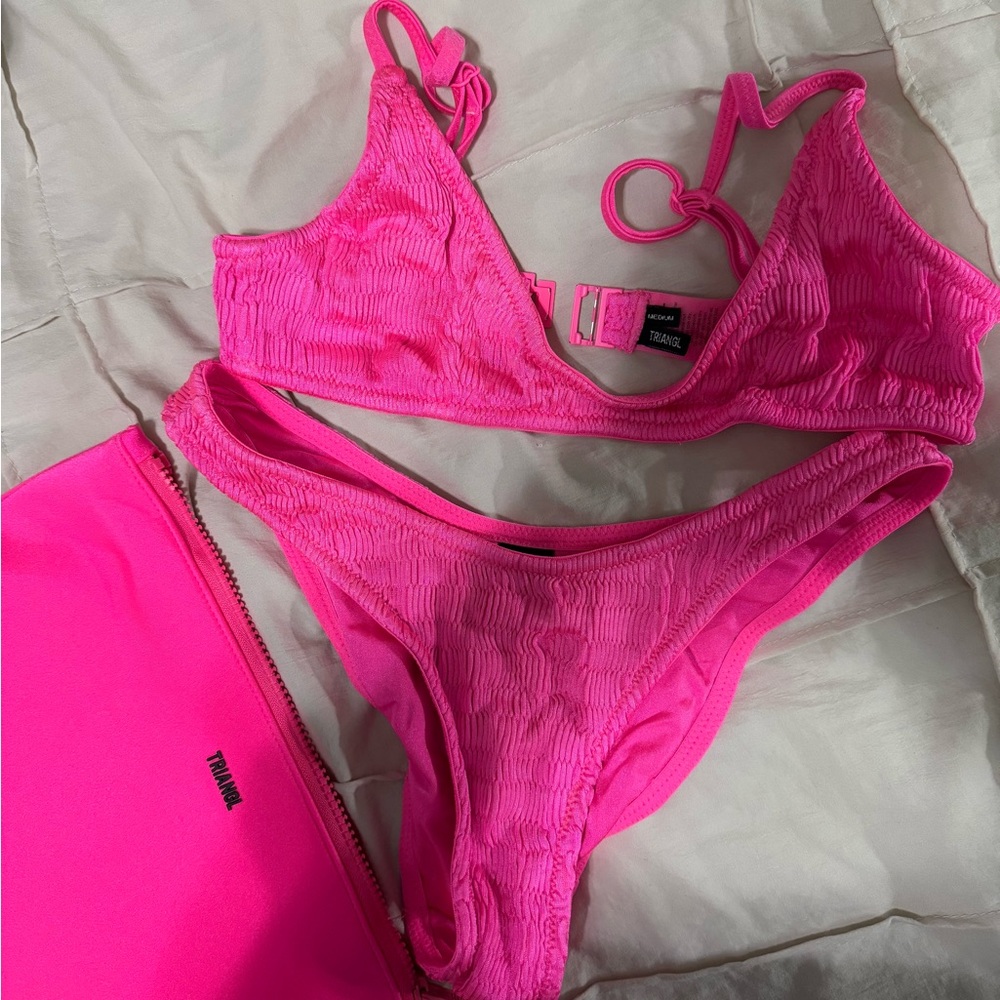 Triangl bathing suit size medium